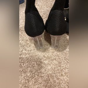 Black Heels size 6 only worn once for senior pictures
